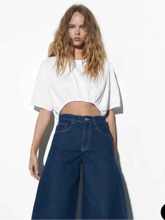Zara Tops - ZARA TIED CROPPED T-SHIRT
WHITE